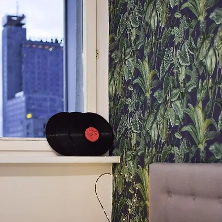 Silesia Modern Nest